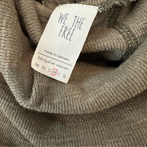 We The Free Off-Shoulder Top - Picture 5 of 8